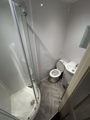 Photo 17- click for photo gallery